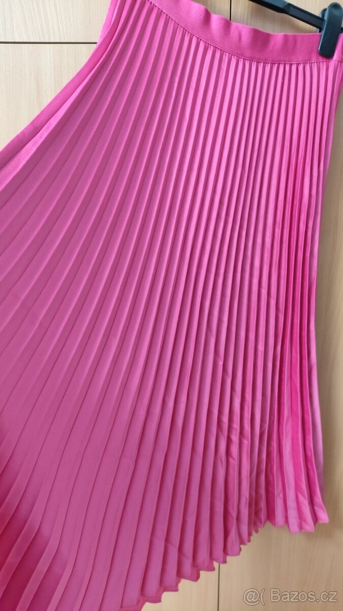 Krásná plisovaná sukně YAS, vel.S, nová - 7