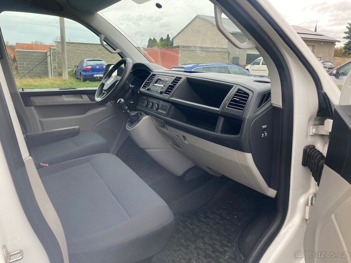 Volkswagen Transporter T6 2.0 tdi - 7
