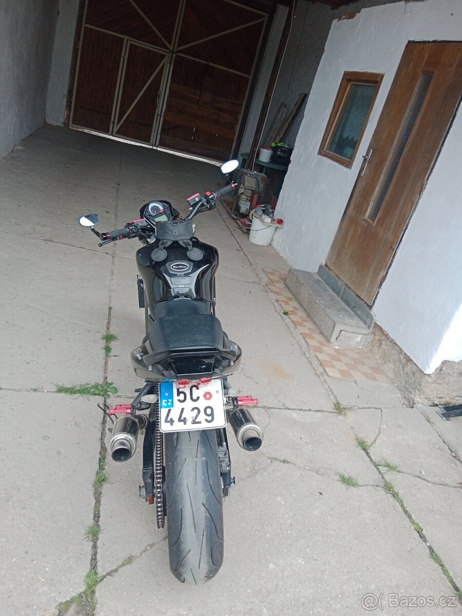 Suzuki SV 1000 N - 7