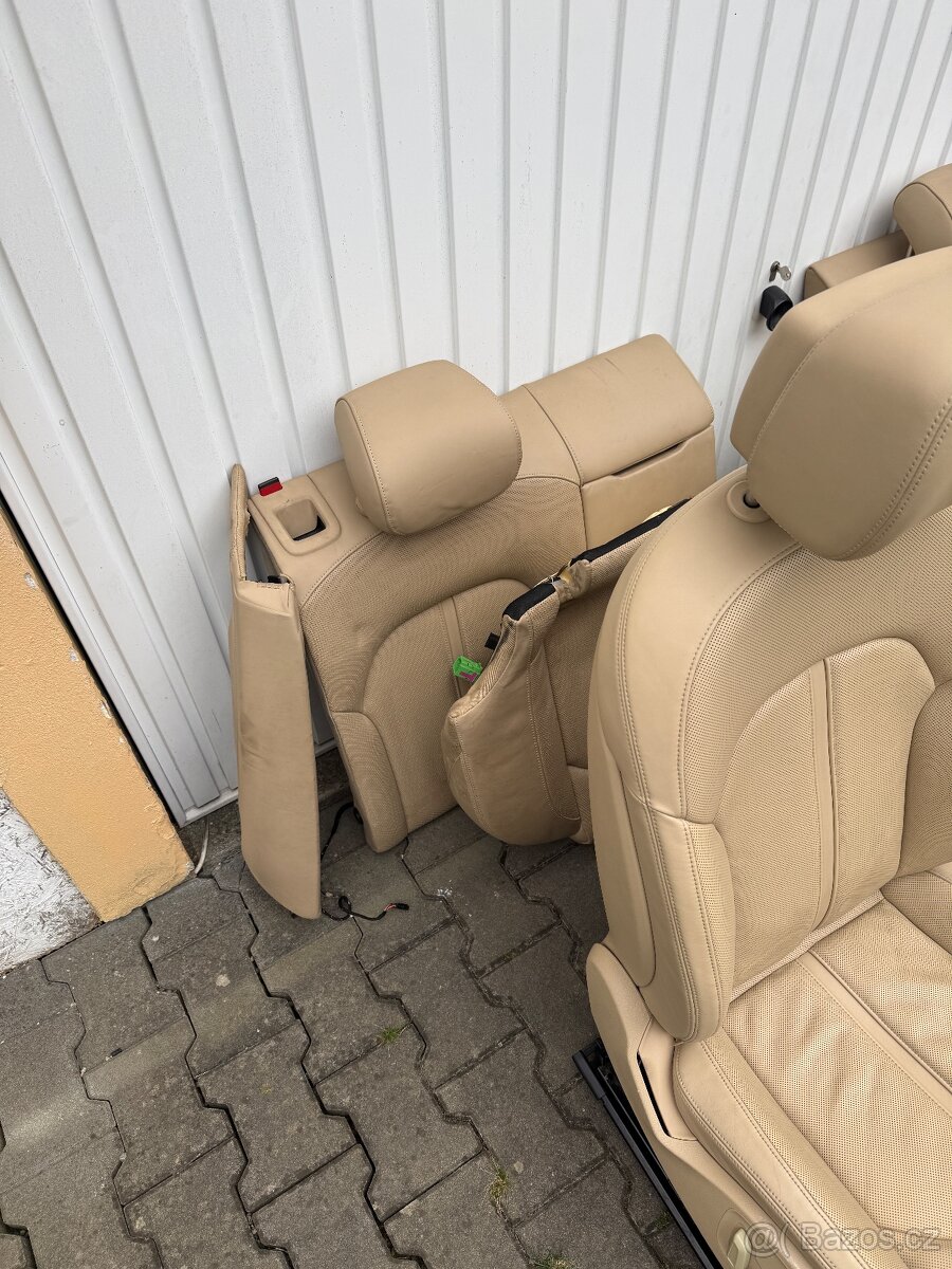 Zadni sedacky Audi A6/A7 - 7