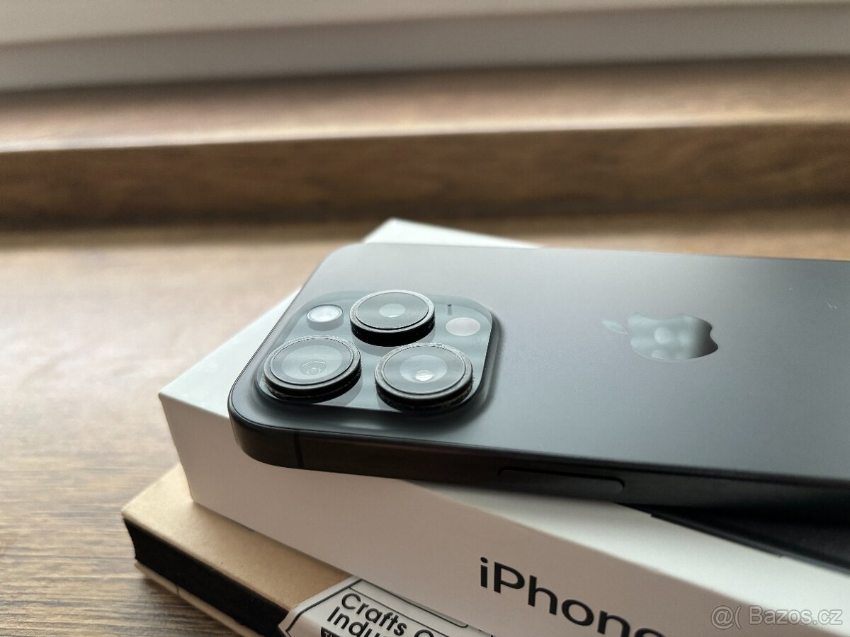 Iphone 15pro v TOP stavu záruka do 8.8.2027 - 7