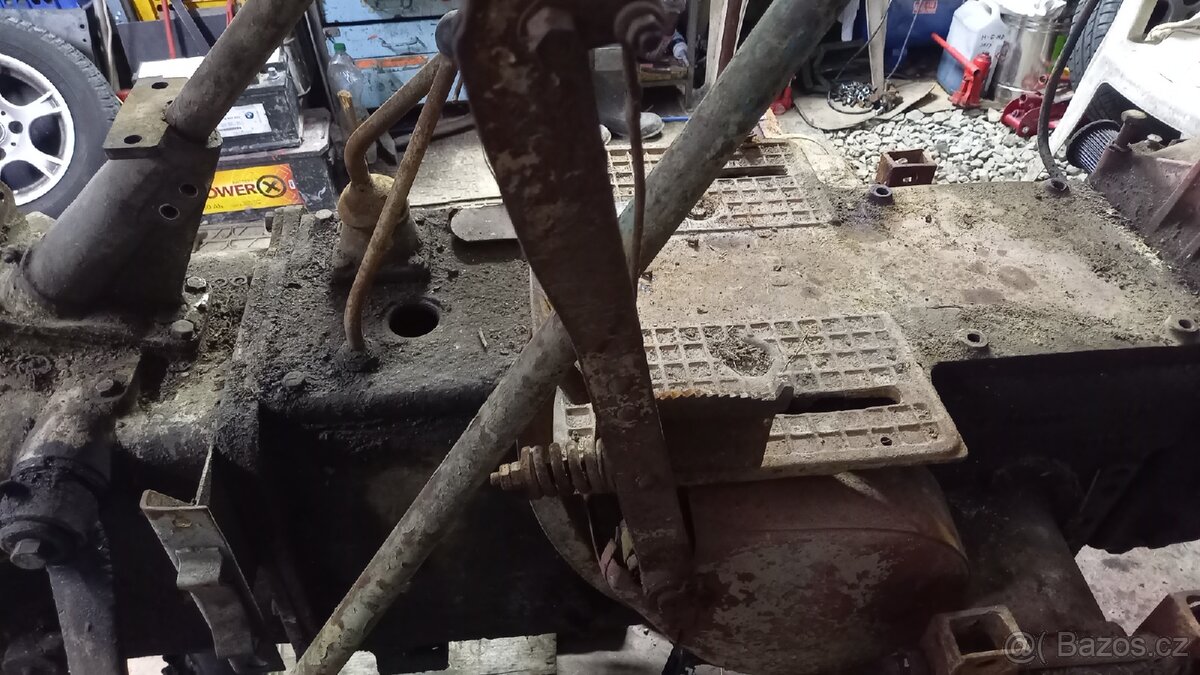 Zetor 25A-převodovka - 7