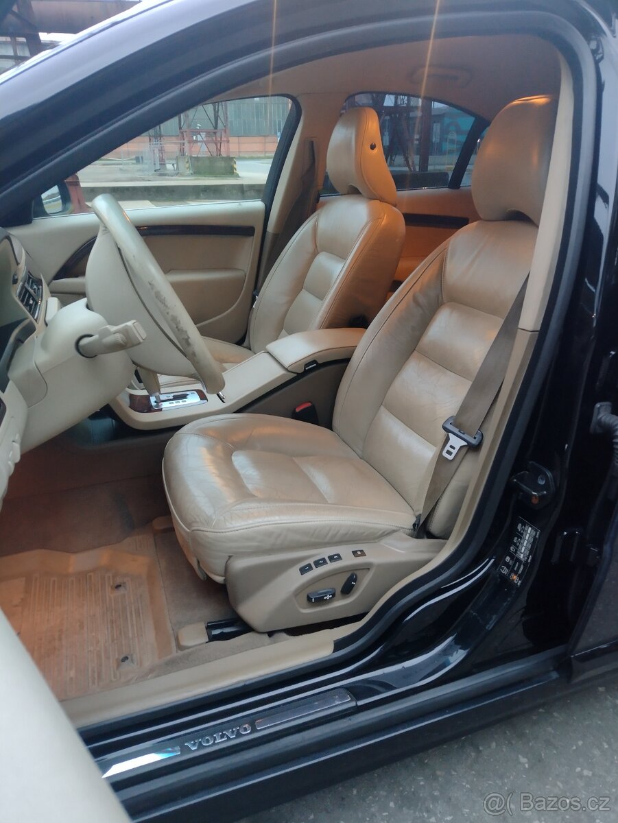 Volvo S80 V8 4.4i AWD (4x4) - 7