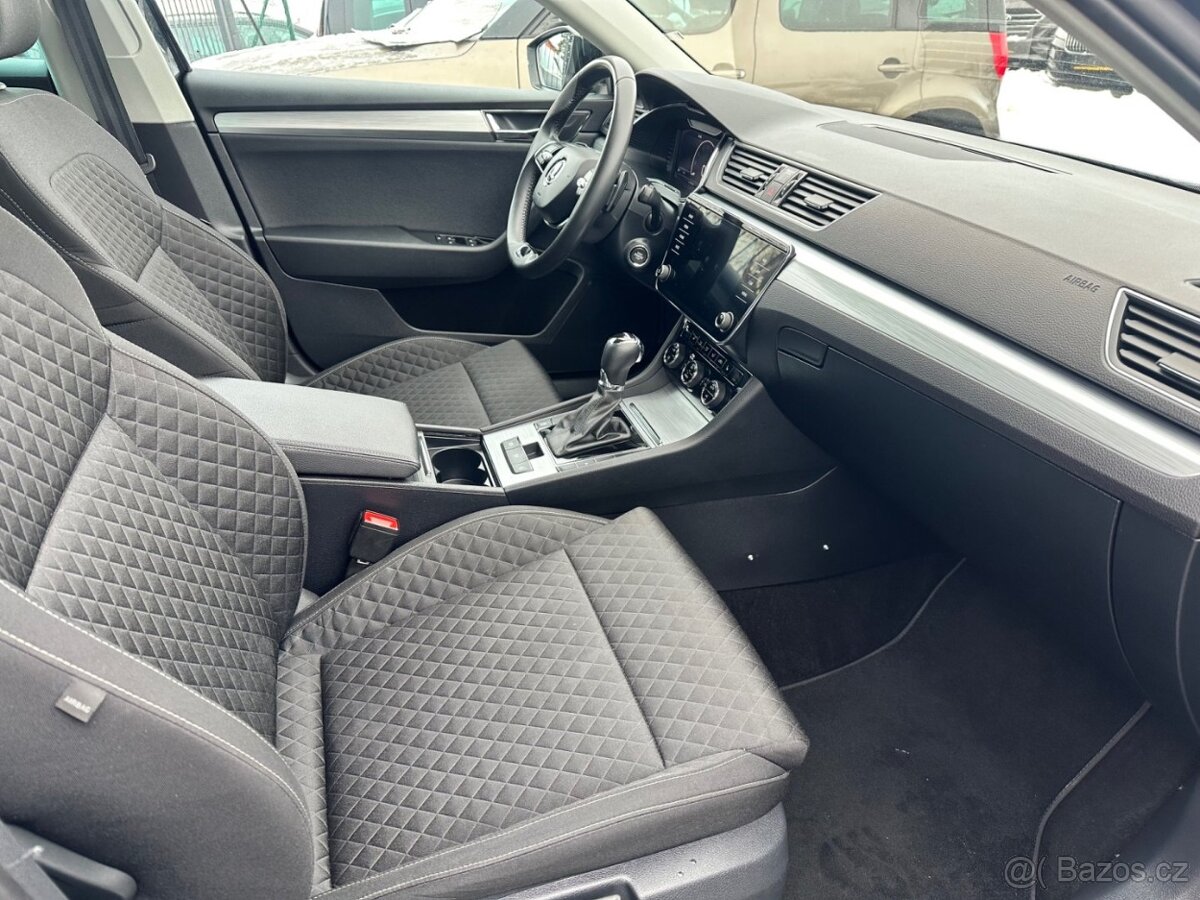 Škoda Superb 2.0TDi VIRTUAL,KAMERA,1.MAJ. - 7