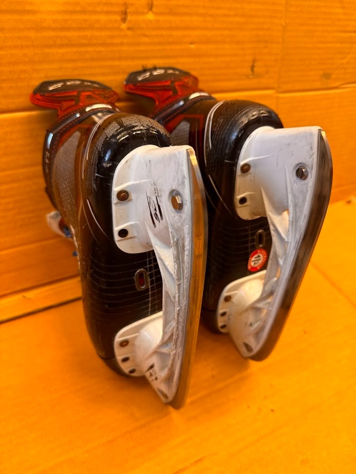 BRUSLE CCM JETSPEED FT1, vel. 37,5/4 D - 7