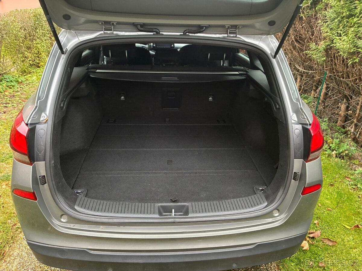 Hyundai i30 combi GO - 7