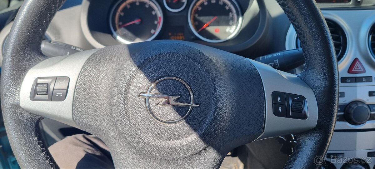 Opel Corsa 1,4i - 7