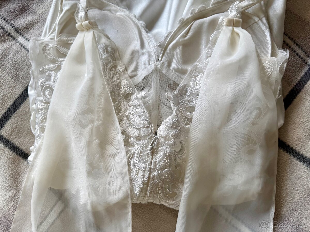 Svatební šaty vel. M/L (38/40) - 7