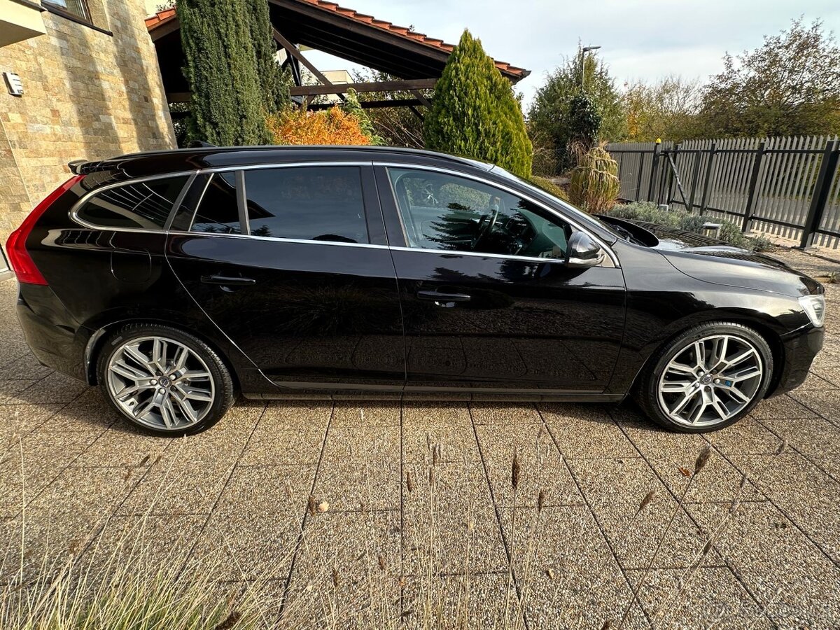 VOLVO V6O T5 POLESTAR 250PS 8-st. automat HARMANN KARDON - 7
