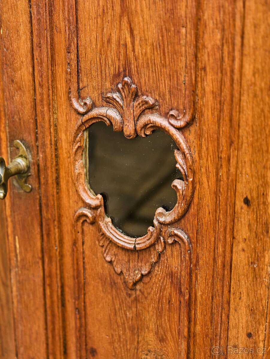 Vyřezávaná lutyšská dubová knihovna z 19. století - 7