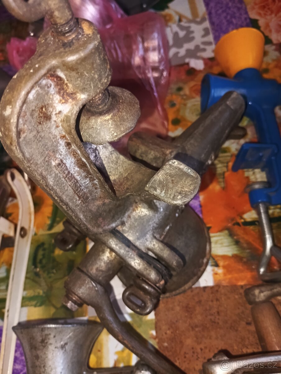 Mlýnky na maso a strouhanku - 7