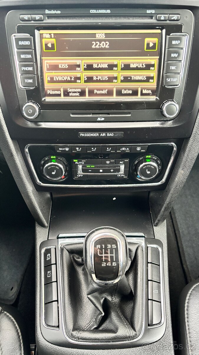 Škoda superb kombi 2,0tdi - 103kw, r.v. 2012 - havarovaný - 7