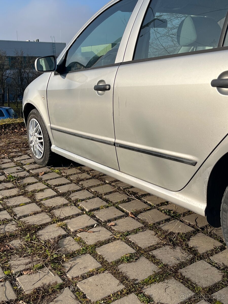 Škoda Fabia 1.4mpi benzín - 7