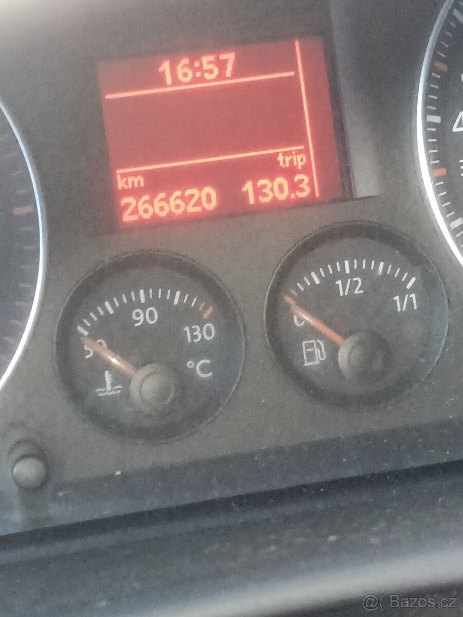 VW touran 2.0tdi dsg - 7