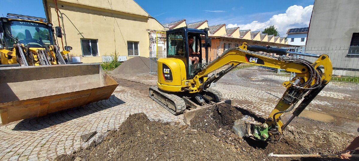 Pásový bagr CAT 303.5 E CR 2019 (3,5t) - 7