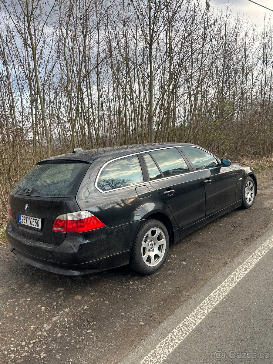 Prodám BMW E-61 2,5 D r.v. 2006 - 7