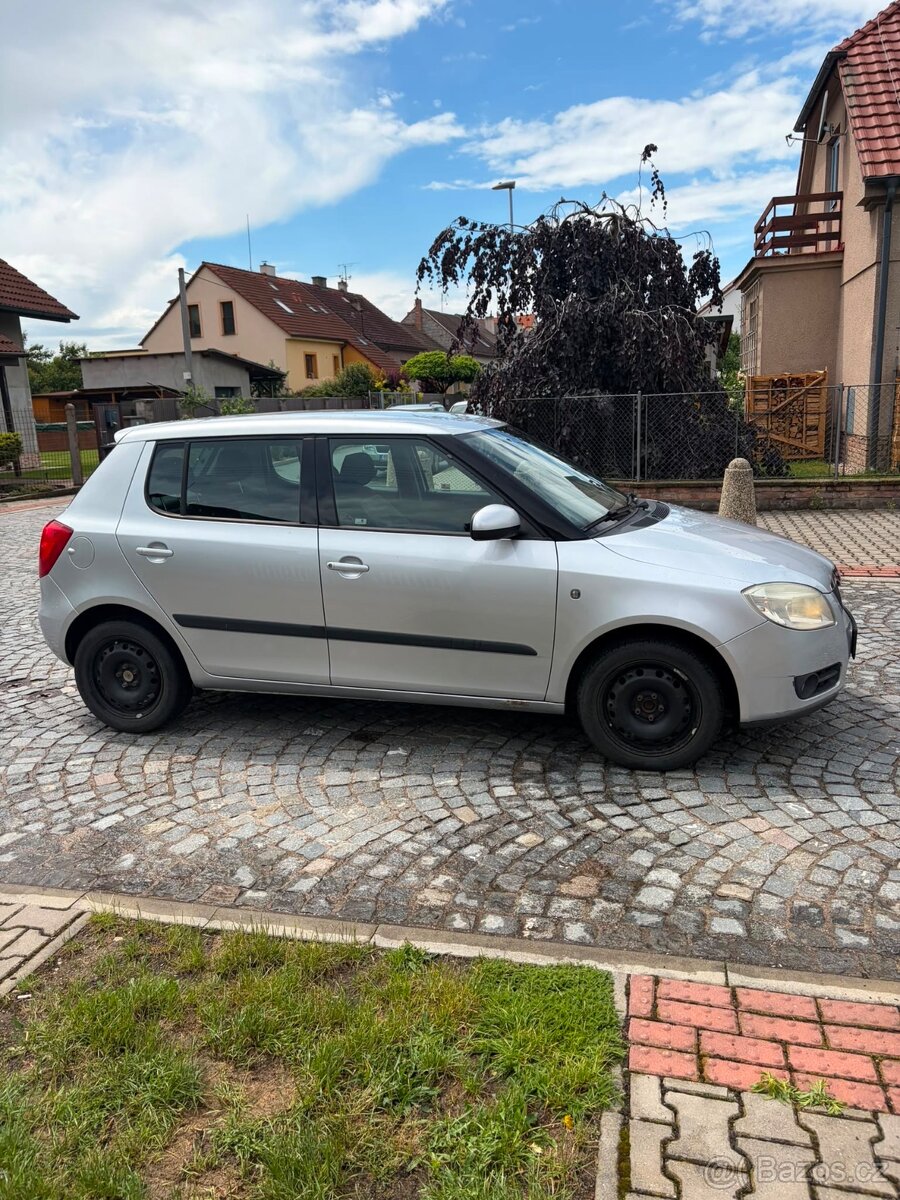Škoda Fabia 2 - 7