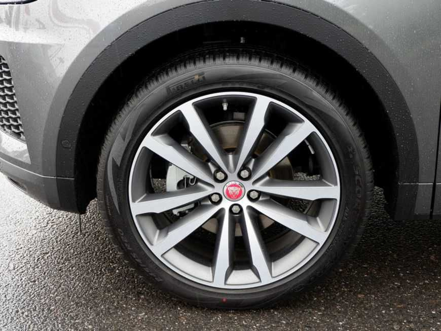Jaguar E-pace - 7