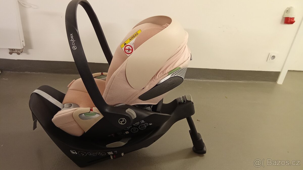 Autosedačka CYBEX Cloud T i-Size + ISOFIX základna - 7