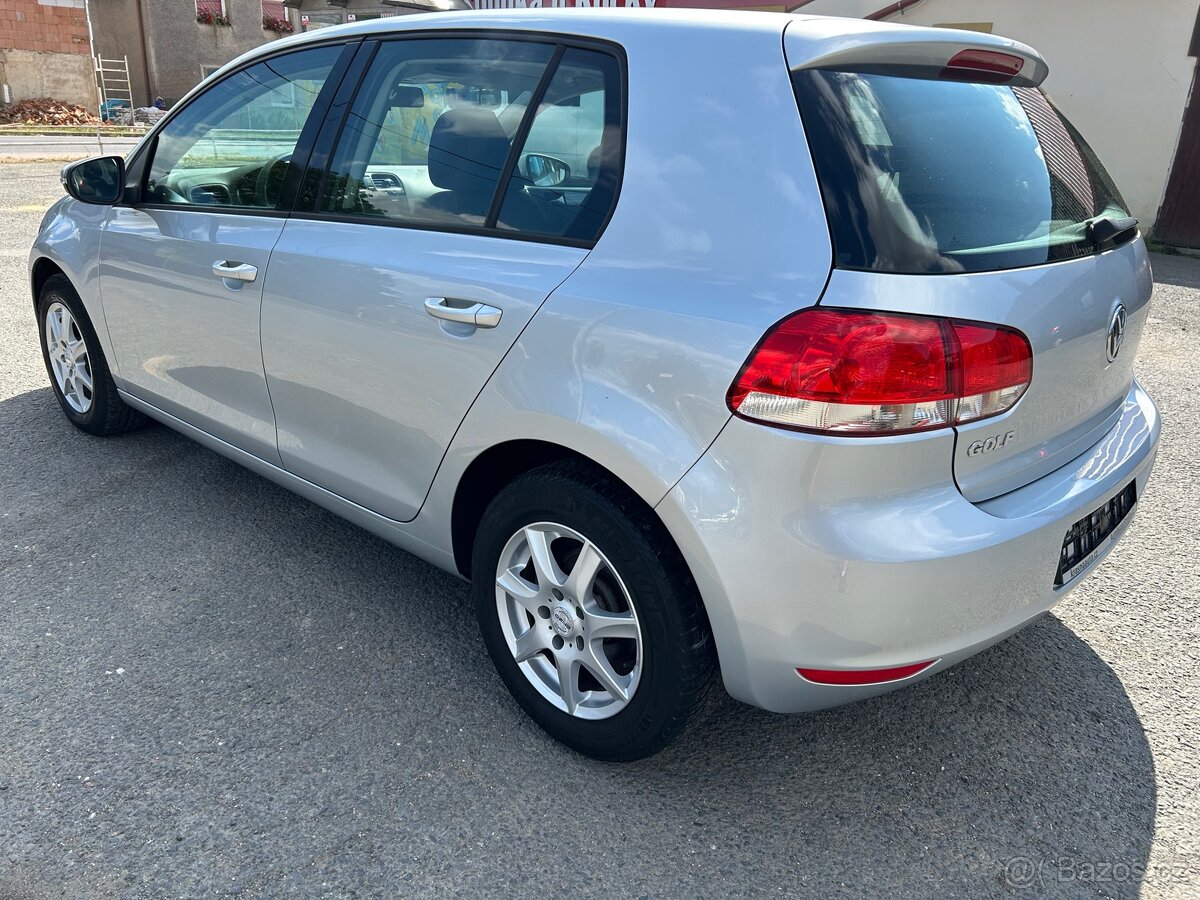 VW GOLF 1.4 MPI SERVISNÍ KNIHA 124.600 km - 7