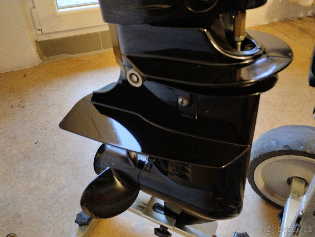 Lodní motor Suzuki 15Ps 4Takt - 1A top stav - 7