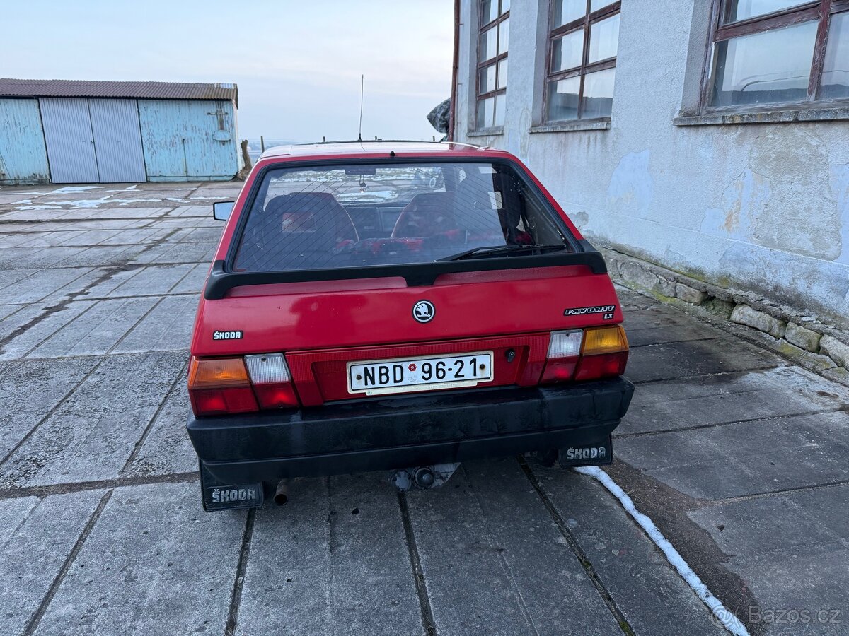 Škoda favorit - 7
