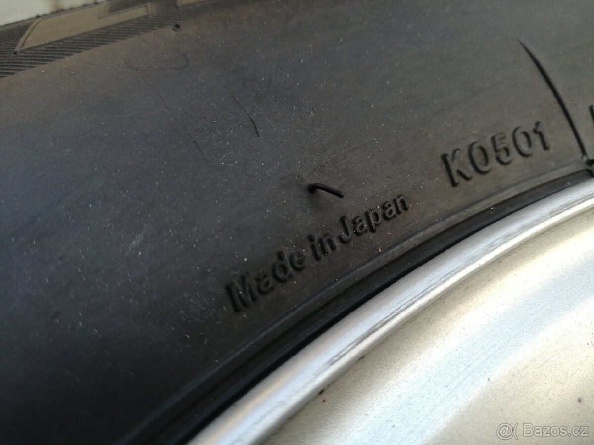 Bridgestone Blizzak LM25 4x4 235/70 R16 106T - 7