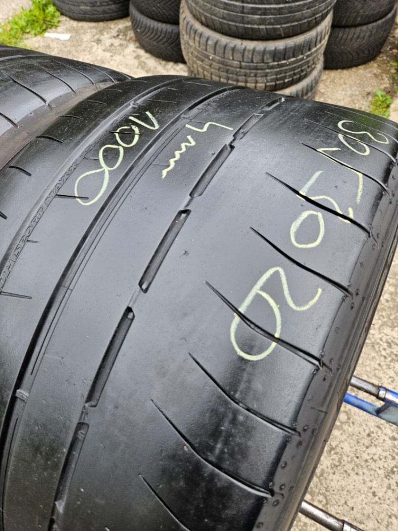 305/30ZR20 (103Y) Dunlop Sport Maxx Race 2 4mm 2ks - 7