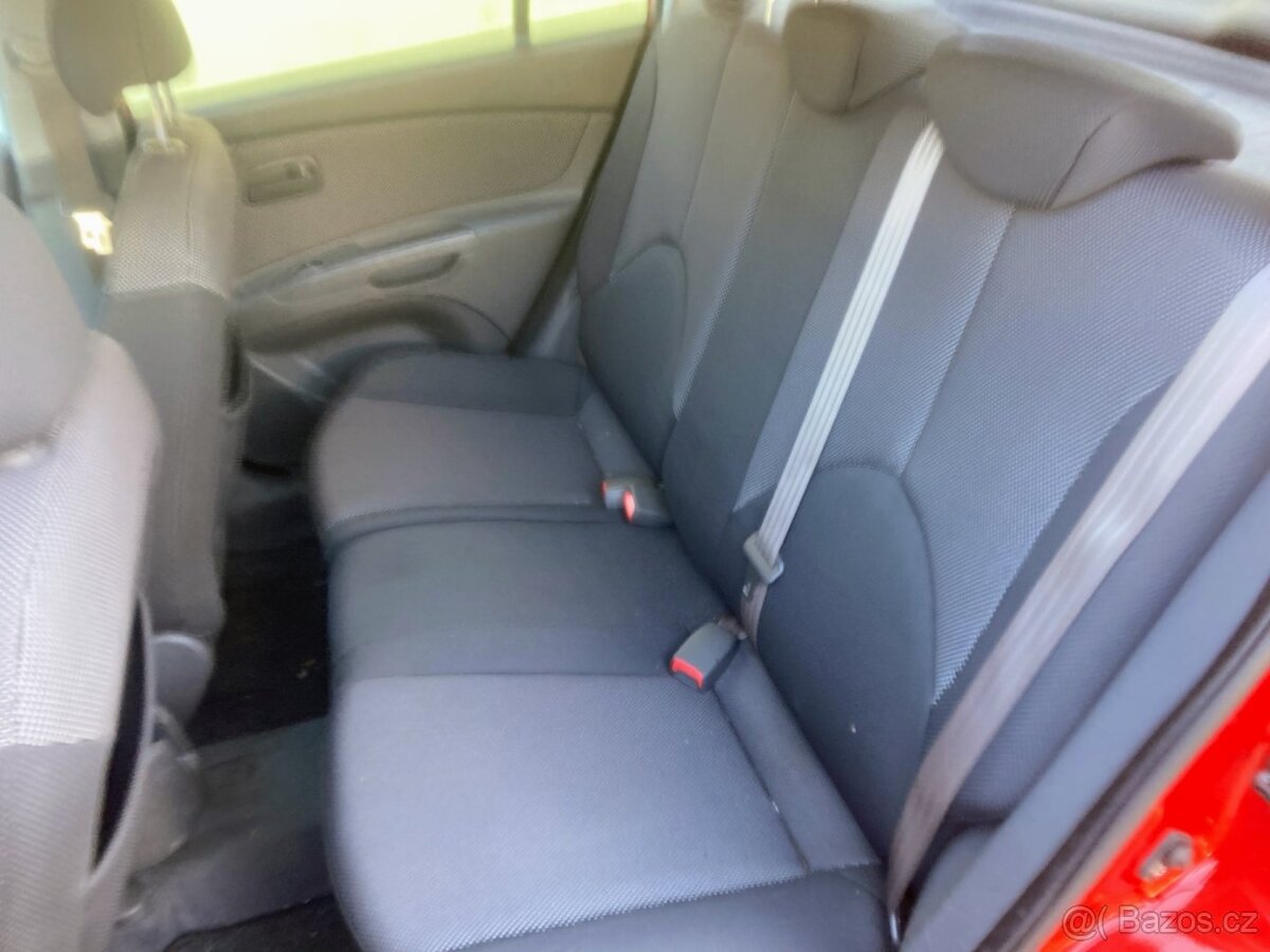 Kia Rio, 1,6i (82kW), klimatizace, tažné, nová STK do 08/27 - 7