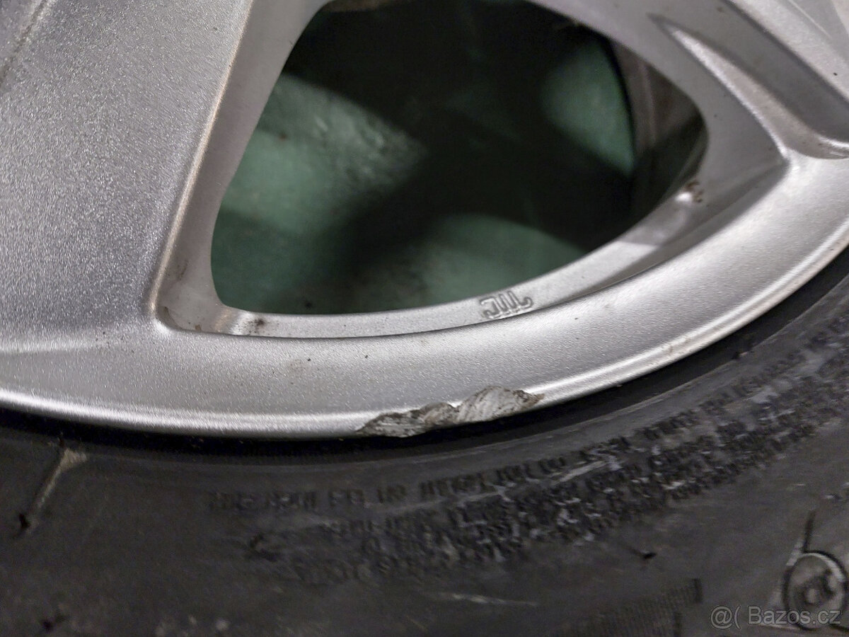 Kompletní hliníková kola 16" na Ford Focus IV. zimní Dunlop - 7