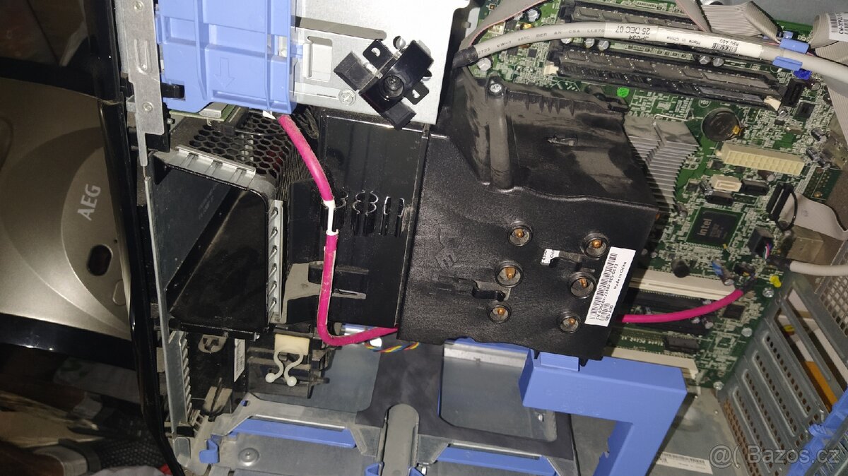 Prodám Počítač Dell XPS 420 - 7