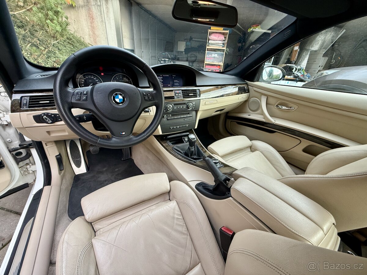 BMW 335i e92: man.,RWD,MPaket,generální servis,DPH,faktury - 7