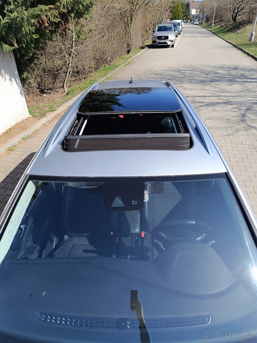 Volkswagen Golf 7 - 7