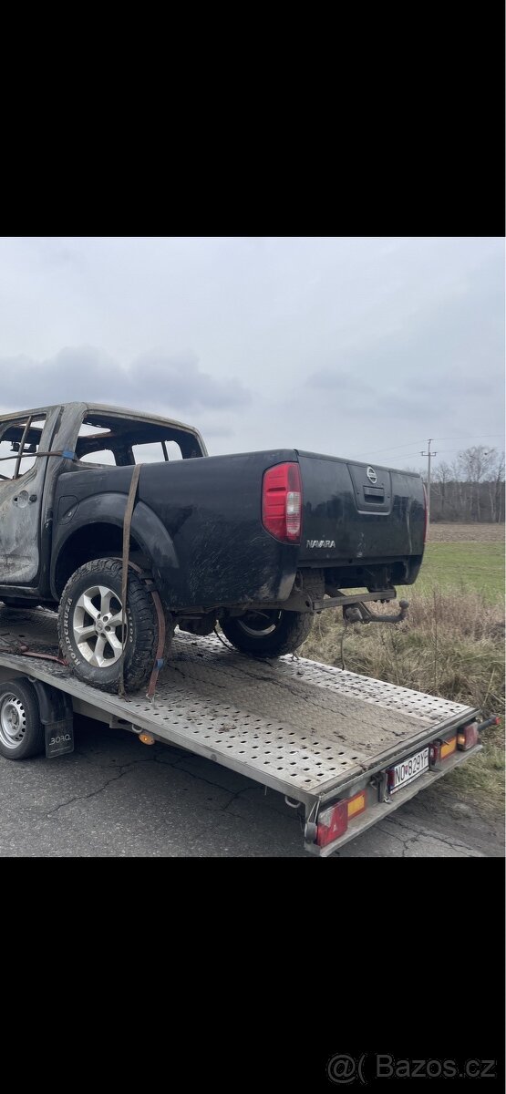 nissan navara - 7