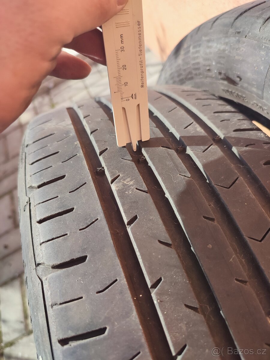 Prodám Continental 205/55/17 - 7