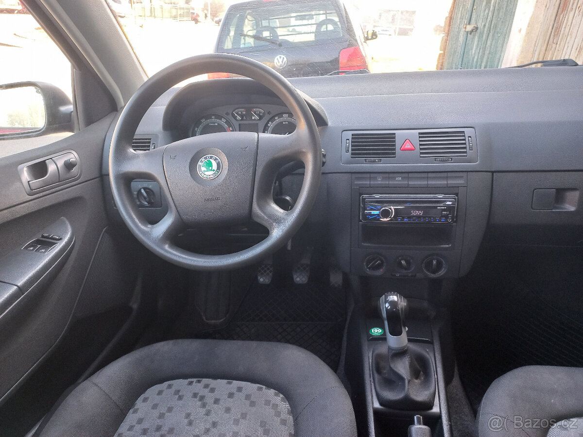 Škoda Fabia 1.4i 55kW serviska - 7
