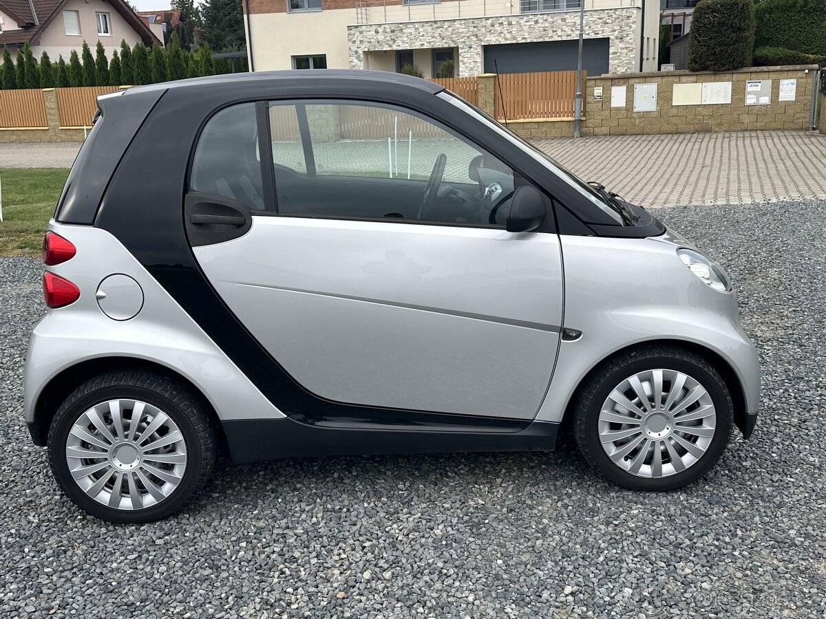 Smart Fortwo 1.0 benzín AUTOMAT 2012 - 7
