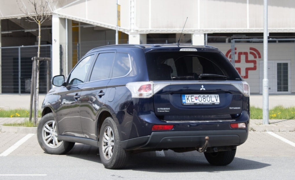 Mitsubishi Outlander z roku 2012 - 7