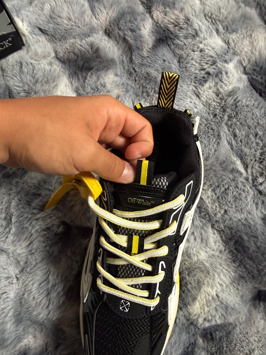 Off-White Be Right Back - 7