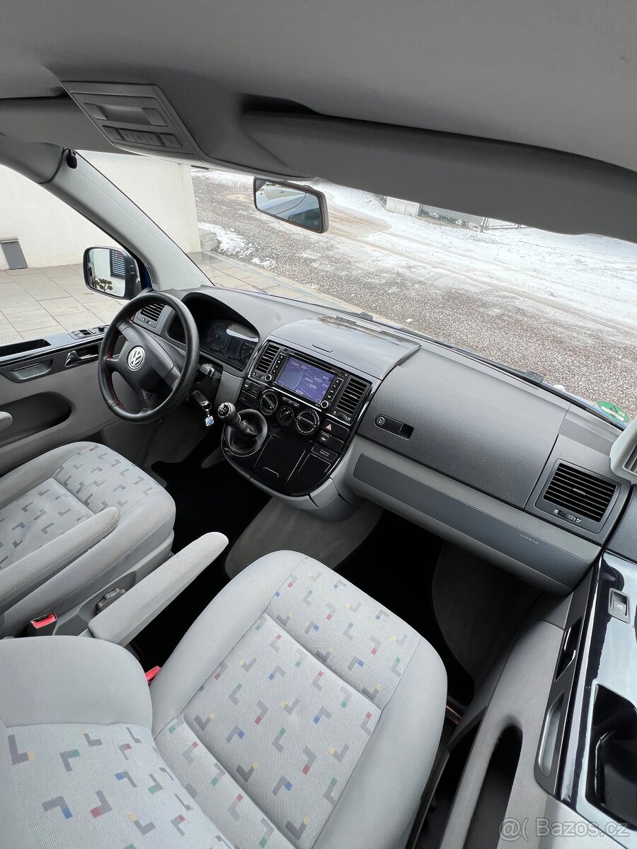 VW 1.9 TDI MULTIVAN SERVIS 7-MÍST - 7