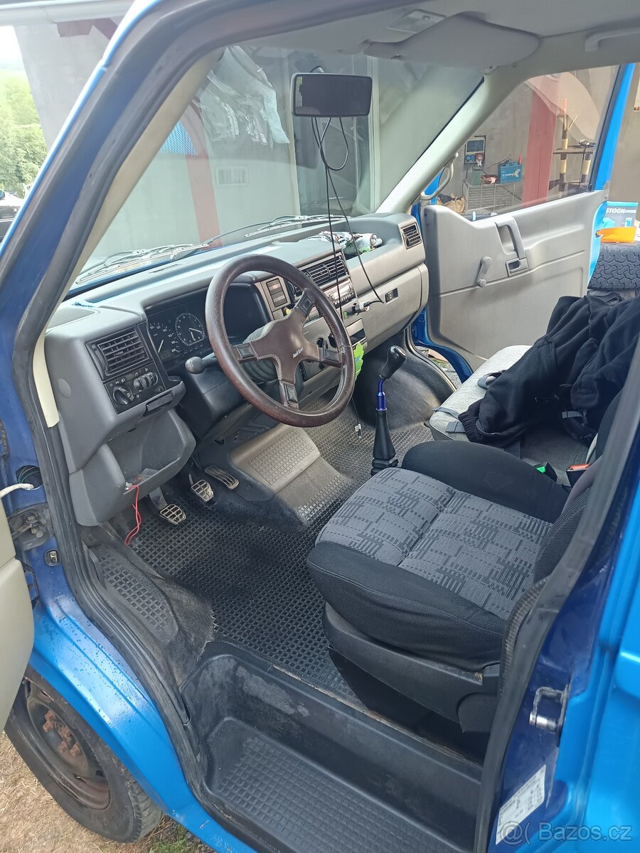 Volkswagen transporter T4 Doka valník - 7