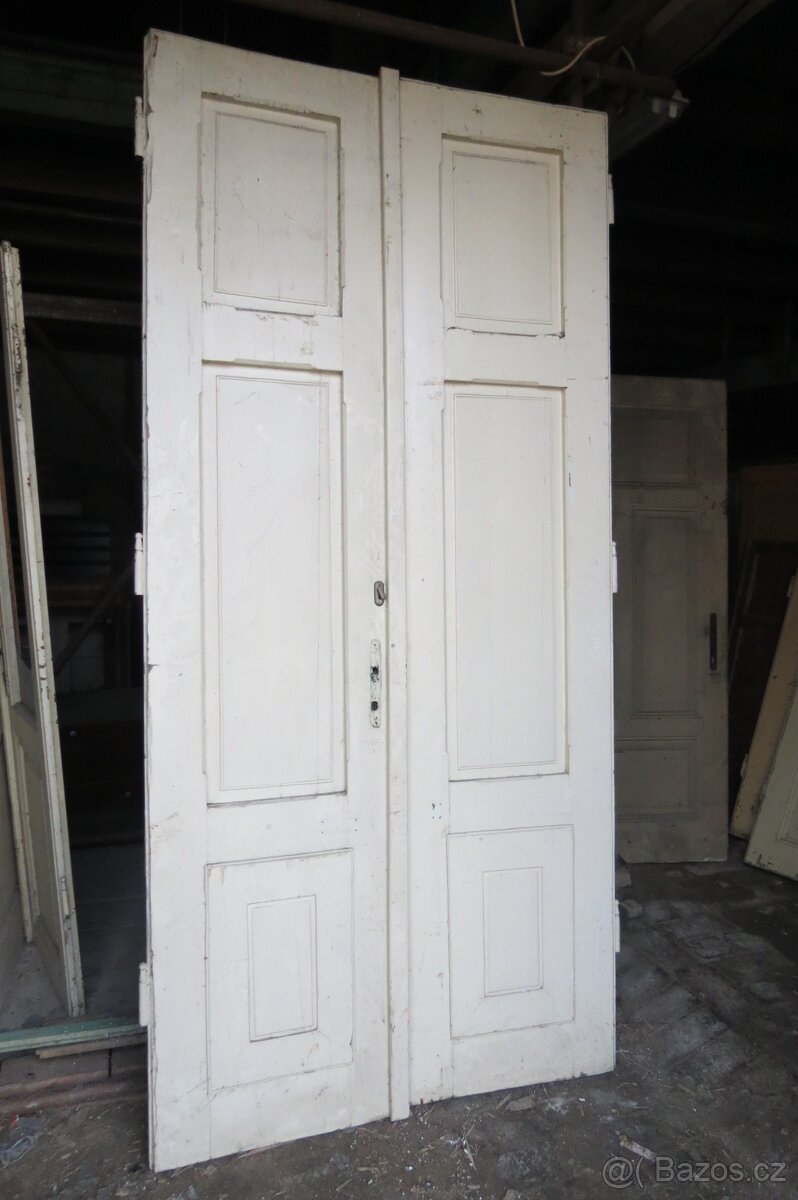 3/ Staré vchodové dveře - 7