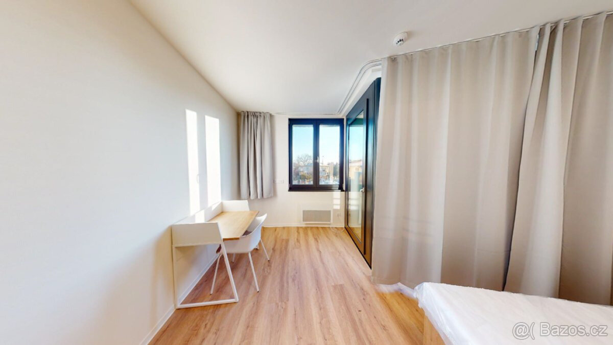 Pronájem bytu 3+kk, Na Větrníku, Břevnov,30000 Kč/měs, 92 m2 - 7