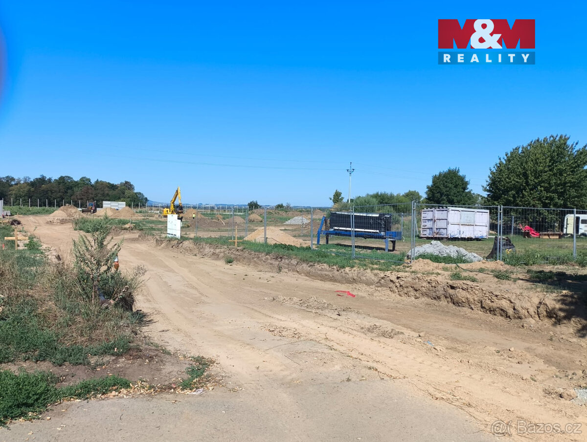 Prodej pozemku k bydlení, 992 m², Hořín - 7