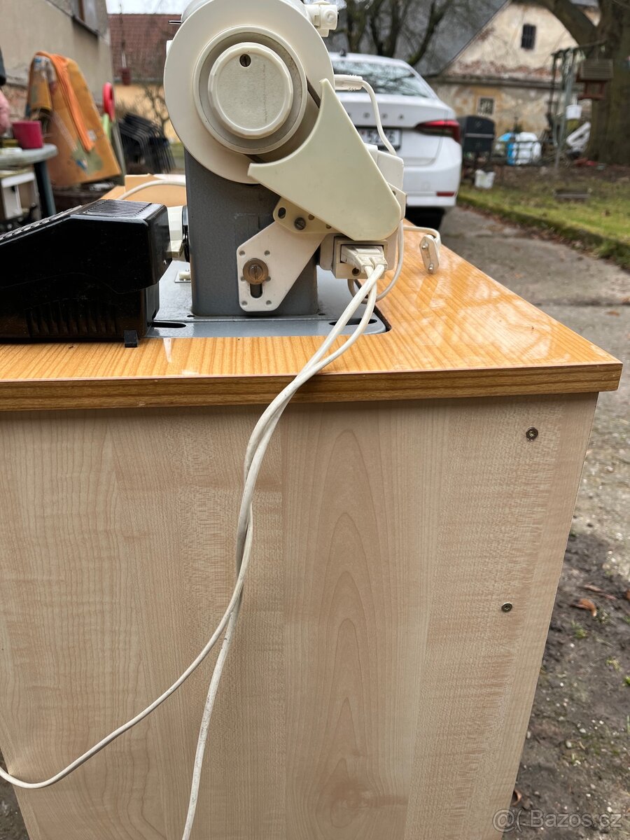 Šicí stroj Veritas - 7