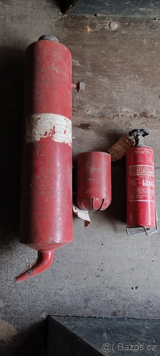 Starý hasící přístroj Primus - 7