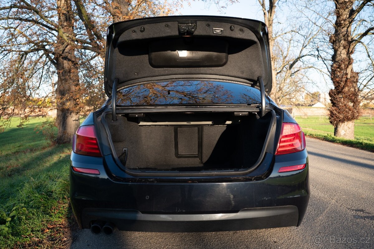 BMW Rad 7 730d A/T - 7