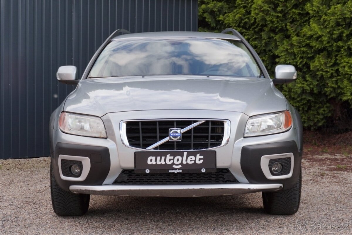 Volvo XC70 2.4 D5 - 7