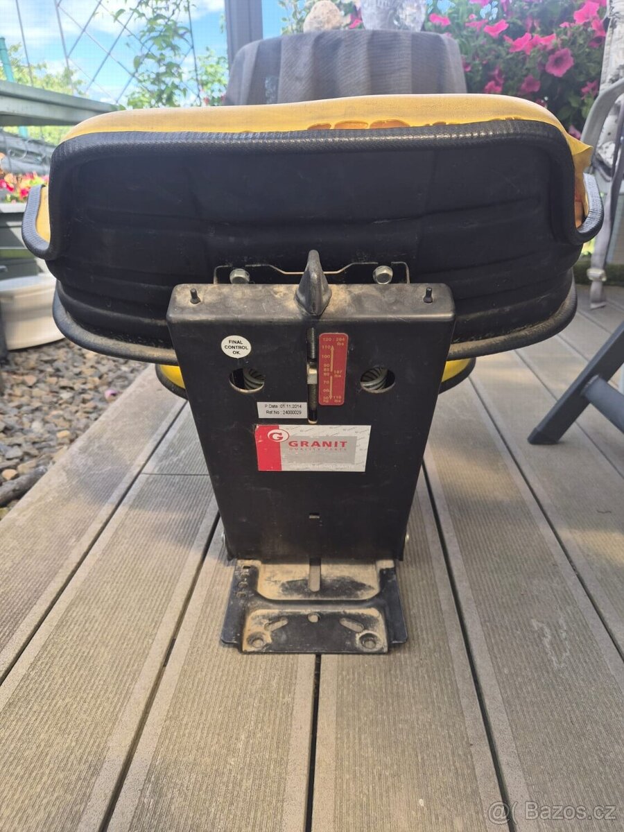 sedačka Granit traktor - 7