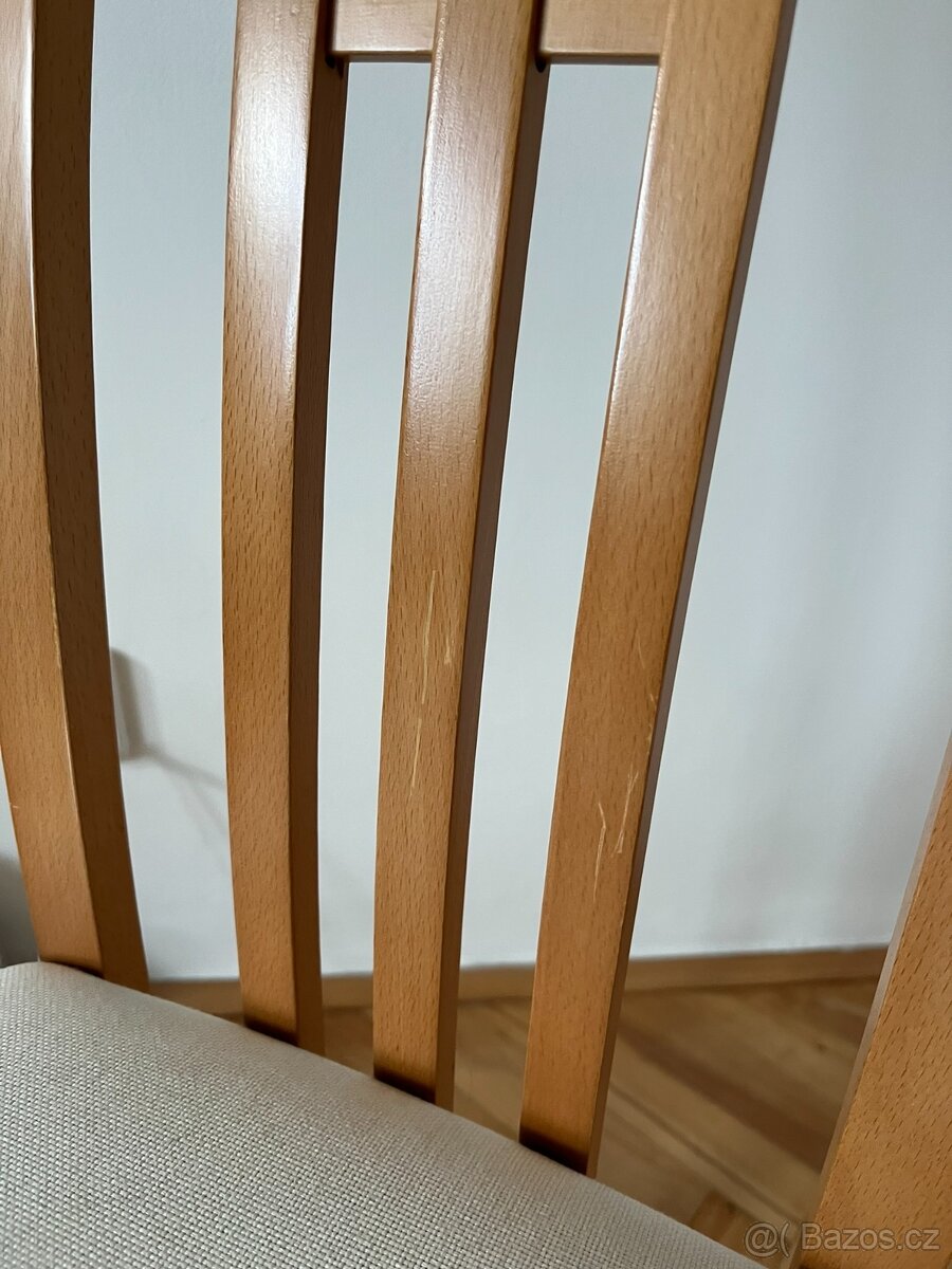 Rozkládací jídelní stůl + dvě židle - 7